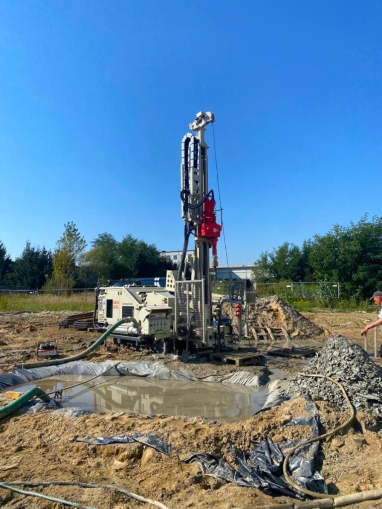 Odwierty dla pomp i studni jako kluczowy element dostępu do wody